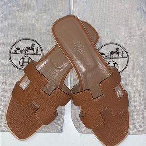 HERMÈS ORAN H SANDAL